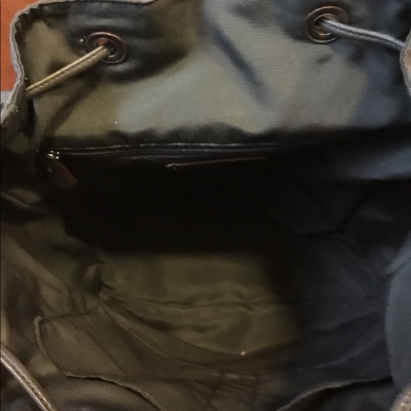 Coach - Picture 3 of 12